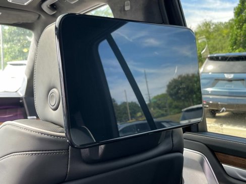 New 2025 Cadillac Escalade Sport Platinum w/ LPO, ONYX Package image 17