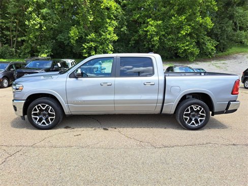 Used 2025 RAM 1500 Laramie image 2