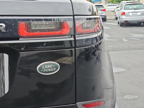 Used 2019 Land Rover Range Rover Velar R-Dynamic SE image 21