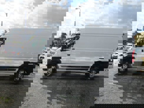 Used 2023 RAM ProMaster 2500 image 4