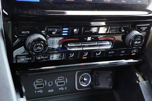 New 2025 Jeep Grand Cherokee L Limited image 33