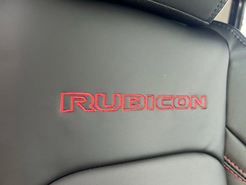 New 2025 Jeep Wrangler Unlimited Rubicon image 32