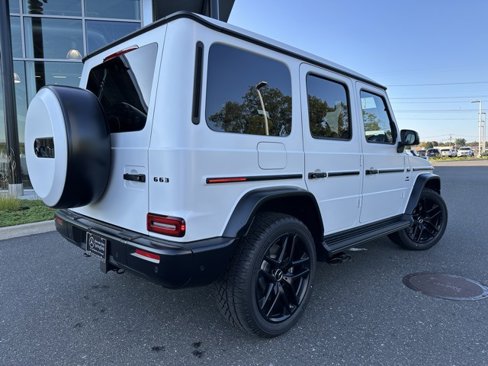 New 2025 Mercedes-Benz G 63 AMG 4MATIC image 7