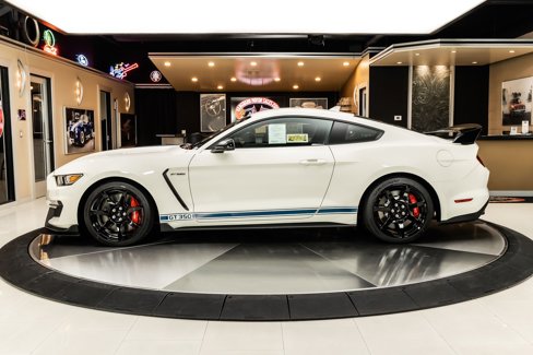 Used 2020 Ford Mustang Shelby GT350R w/ GT350R Equipment Group 920A image 18