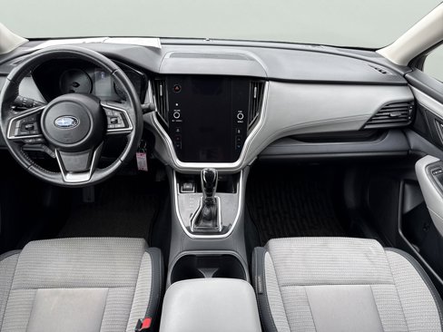 Used 2022 Subaru Outback Premium image 11