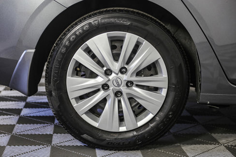 Used 2024 Nissan Sentra S image 15