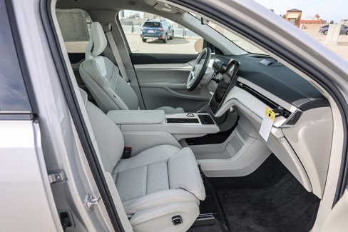 New 2025 Volvo EX90 Ultra image 18