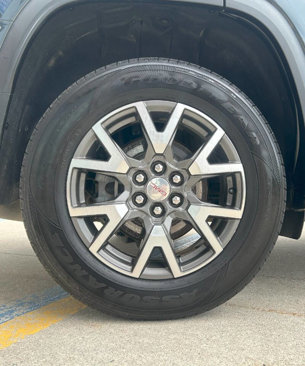 Used 2020 GMC Acadia SLE image 44