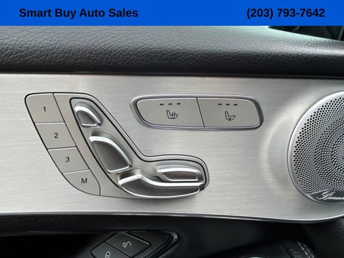 Used 2019 Mercedes-Benz GLC 300 4MATIC image 18