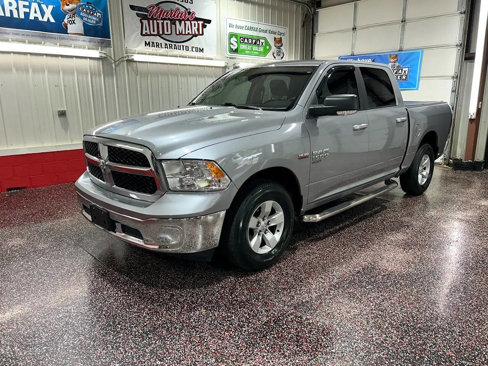 Used 2019 RAM 1500 Classic SLT w/ Luxury Group image 9