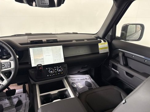 New 2026 Land Rover Defender 110 S image 21