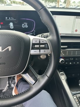 Used 2023 Kia Telluride S image 22