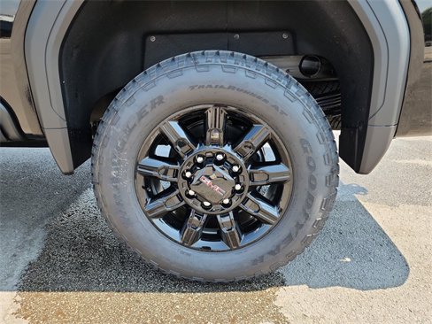 New 2026 GMC Sierra 2500 AT4 w/ AT4 Premium Plus Package image 31