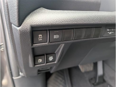 New 2025 Toyota Sienna XSE image 16