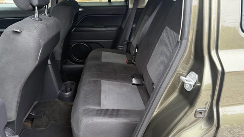 Used 2016 Jeep Patriot Latitude image 14