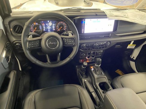 New 2025 Jeep Wrangler Unlimited Rubicon 392 image 18
