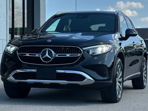 Used 2024 Mercedes-Benz GLC 300 4MATIC image 6