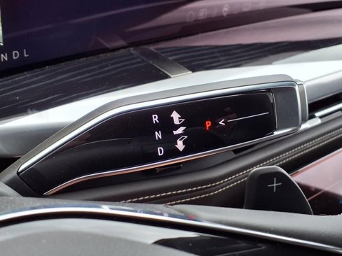 New 2025 Cadillac Escalade ESV Sport image 17