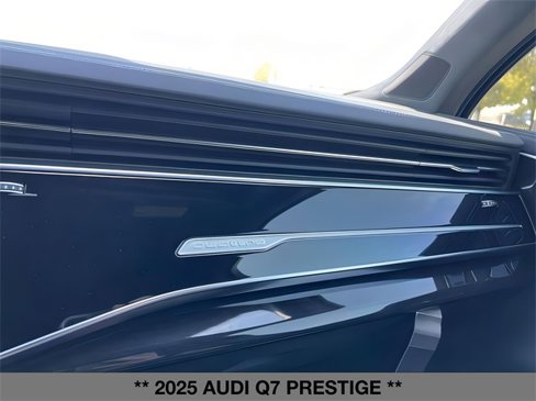 New 2025 Audi Q7 3.0T Prestige image 28