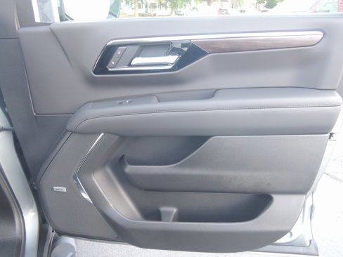 New 2026 Chevrolet Tahoe Z71 image 38