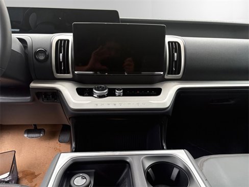 New 2025 Ford Expedition Max Active image 11