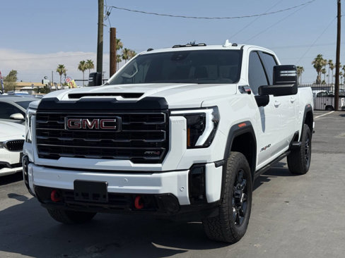 Used 2025 GMC Sierra 2500 AT4 w/ AT4 Premium Plus Package image 2
