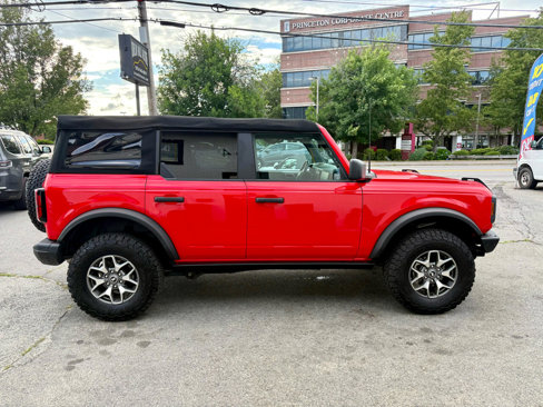 Used 2022 Ford Bronco Badlands image 6