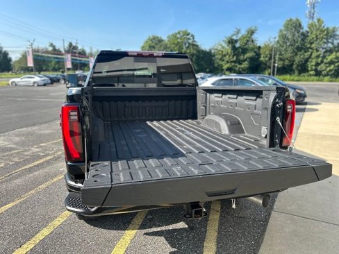 Used 2024 GMC Sierra 2500 Denali w/ Denali Reserve Package image 6