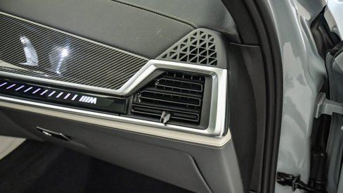 New 2026 BMW X7 M60i image 20