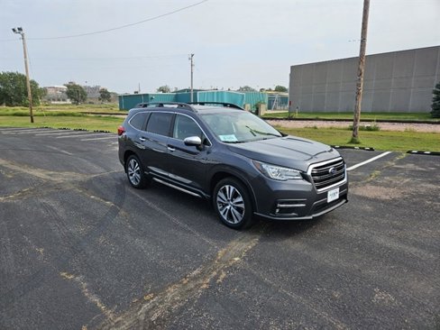 Used 2020 Subaru Ascent Touring w/ Popular Package #2A image 7