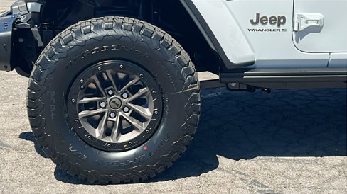 New 2025 Jeep Wrangler Unlimited Rubicon 392 image 9