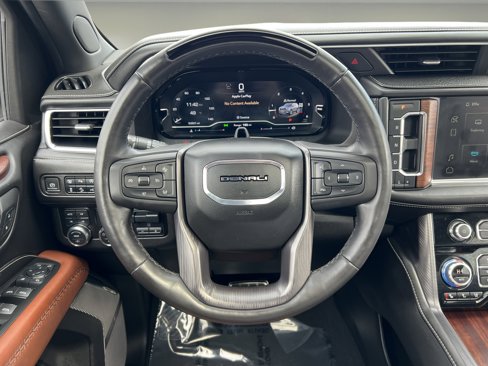 Used 2023 GMC Yukon XL Denali Ultimate image 13