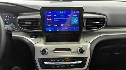 Used 2024 Ford Explorer XLT w/ Equipment Group 202A image 30