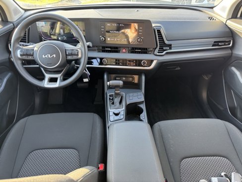 New 2025 Kia Sportage LX image 13