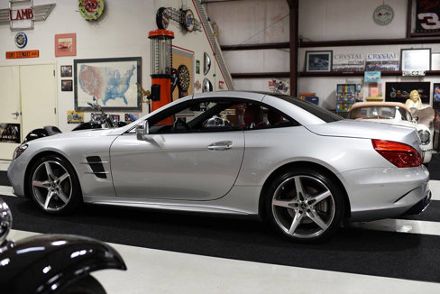 Used 2017 Mercedes-Benz SL 550 image 9