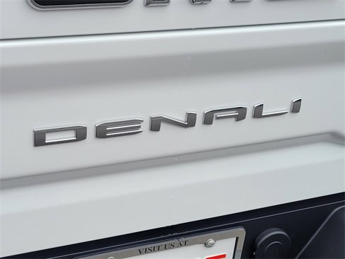 New 2026 GMC Sierra 2500 Denali Ultimate image 8