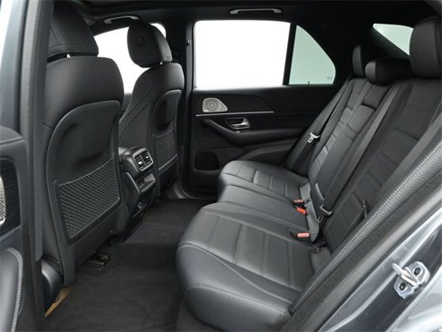 Used 2023 Mercedes-Benz GLE 450 4MATIC w/ AMG Line Exterior image 14