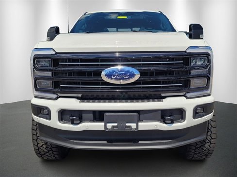 New 2025 Ford F250 Platinum image 2
