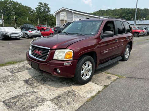 Used 2005 GMC Envoy SLE image 2