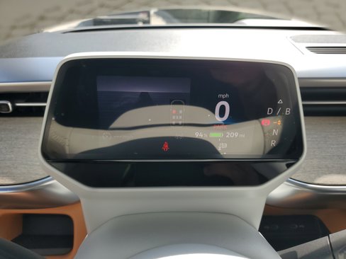 New 2025 Volkswagen ID. Buzz Pro S Plus image 22