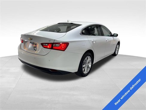 Used 2024 Chevrolet Malibu LT image 4