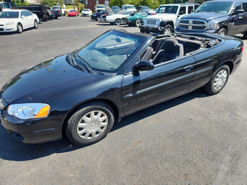 Used 2006 Chrysler Sebring Limited image 3