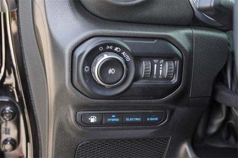Certified 2022 Jeep Wrangler Unlimited Rubicon 4xe w/ Cold Weather Group image 21