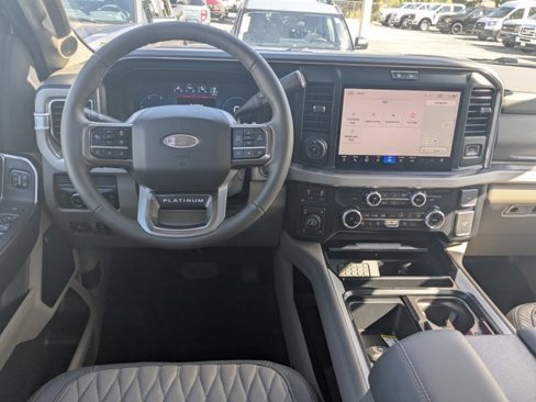 New 2025 Ford F350 4x4 Crew Cab Super Duty image 14