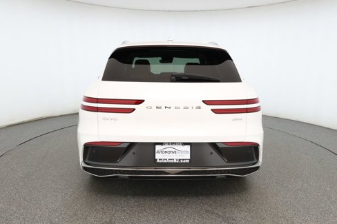 Used 2026 Genesis GV70 2.5T Advanced image 5
