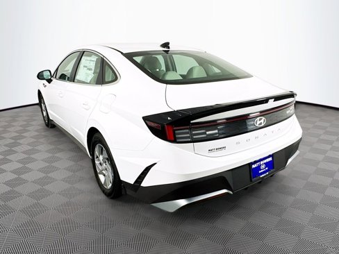 Certified 2025 Hyundai Sonata SE image 7