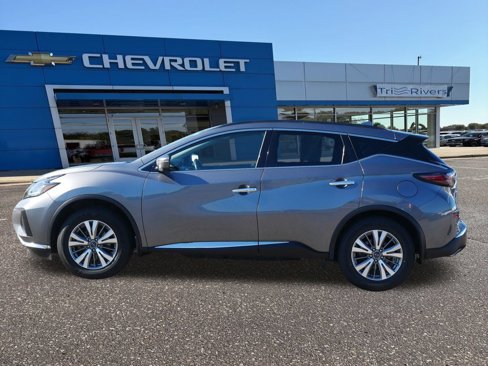 Used 2023 Nissan Murano SV image 3