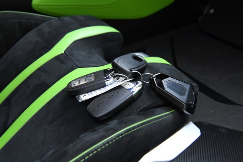 Used 2022 Lamborghini Huracan STO image 29