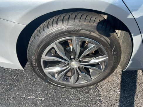 Used 2019 Chevrolet Malibu LT image 21