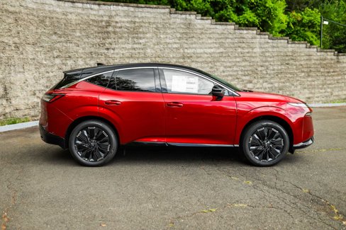 New 2025 Nissan Murano Platinum w/ Cargo Package image 2